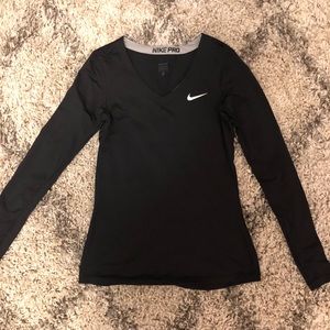 Long sleeve Nike Pro V-neck